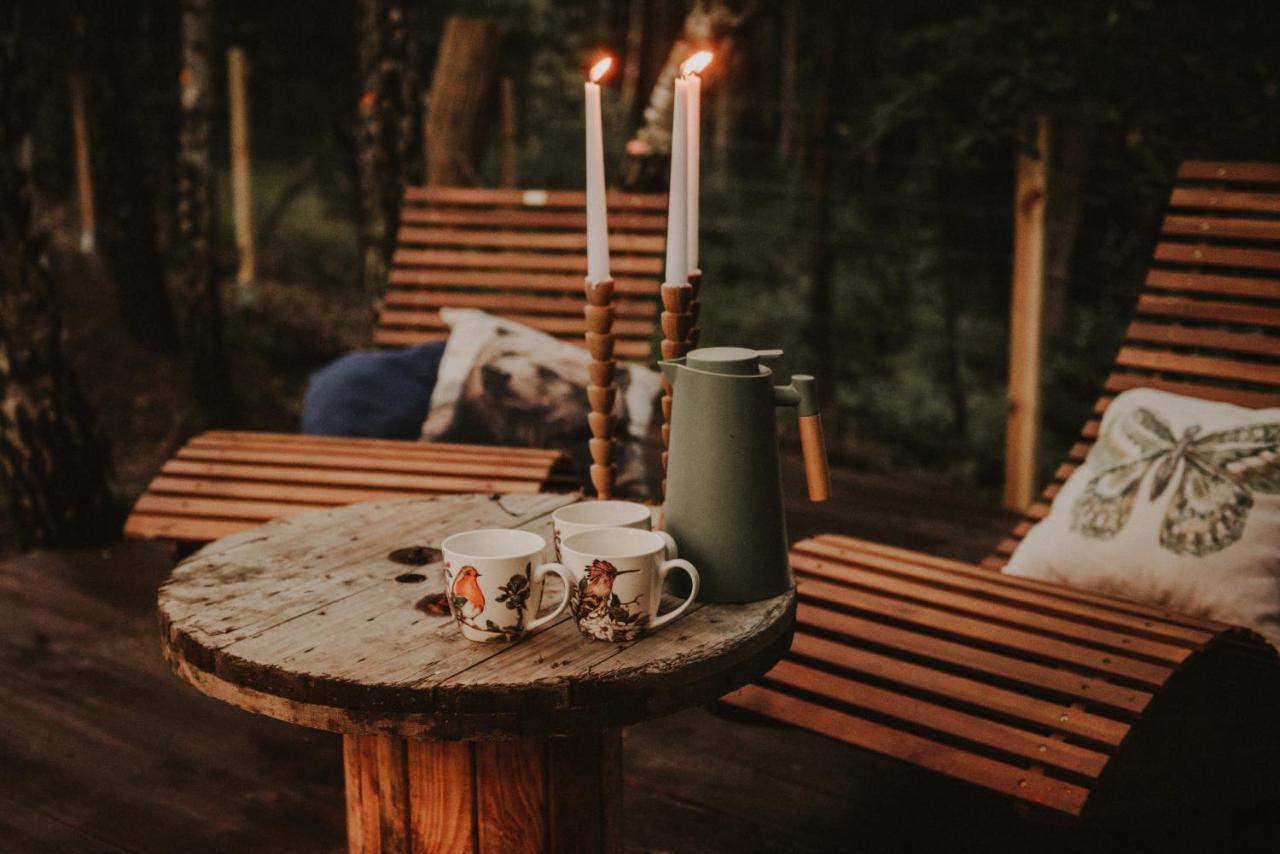 Jurty Z Widokiem, Prywatna Balia- Dzikolas Glamping Krasnobrod Exterior photo